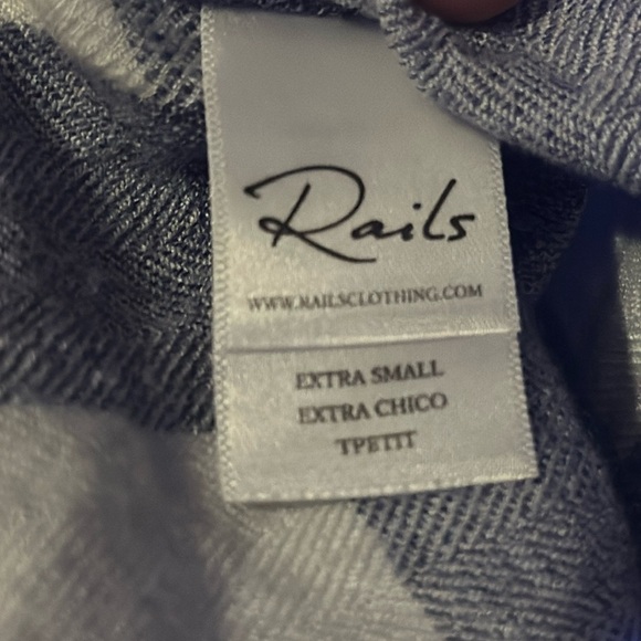 Rails Hunter White blue and white plaid button up shirt blouse top Size XS - Picture 2 of 9